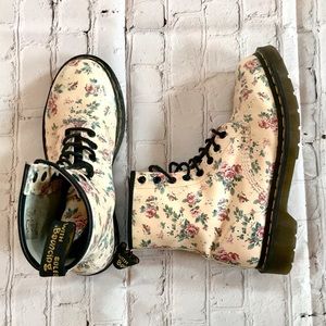 Floral Dr. Martens - LIKE NEW!